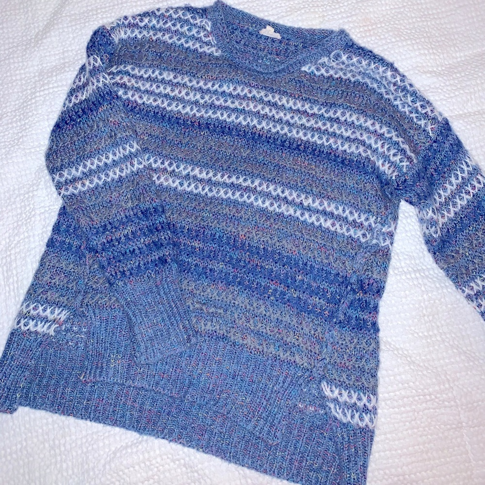 @heymadinelson’s Talulah boutique sweater